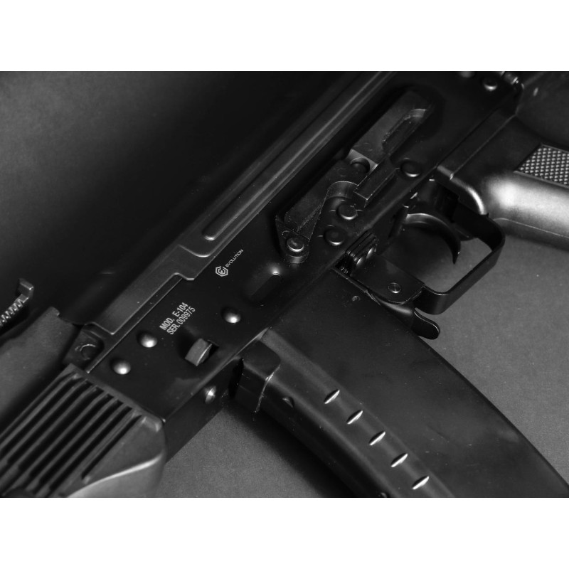 E-104 TANKER Electric Airsoft Rifle - EVOLUTION