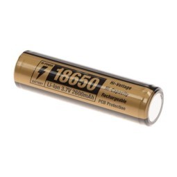 Batteria 18650 LITIO 3.7V RICARICABILE - 2600mAh - CLAWGEAR