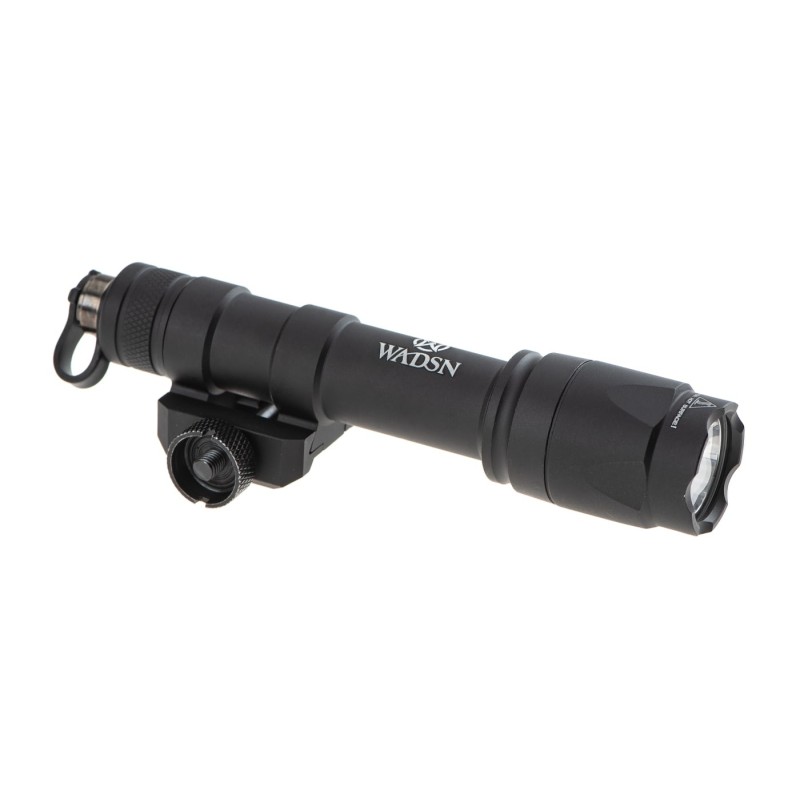 Torcia da fucile M600C Mini con remoto SINGOLO pulsante - WADSN