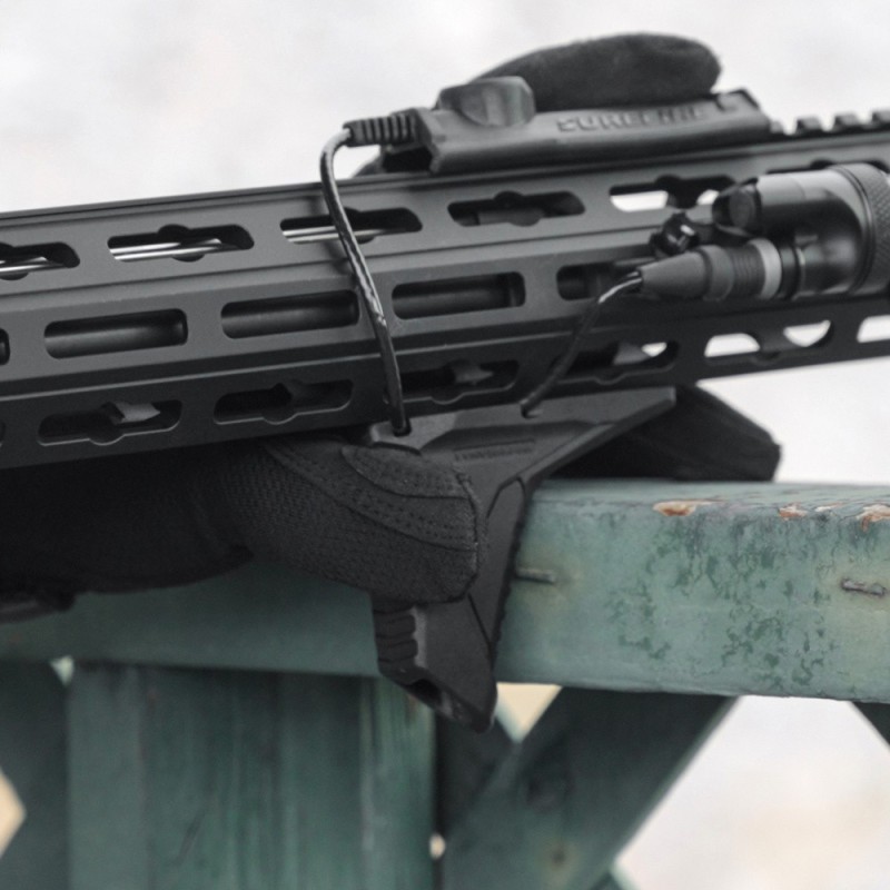 LINK HANDSTOP Grip with Cable Management M-LOK and KEYMOD - Strike Industries®