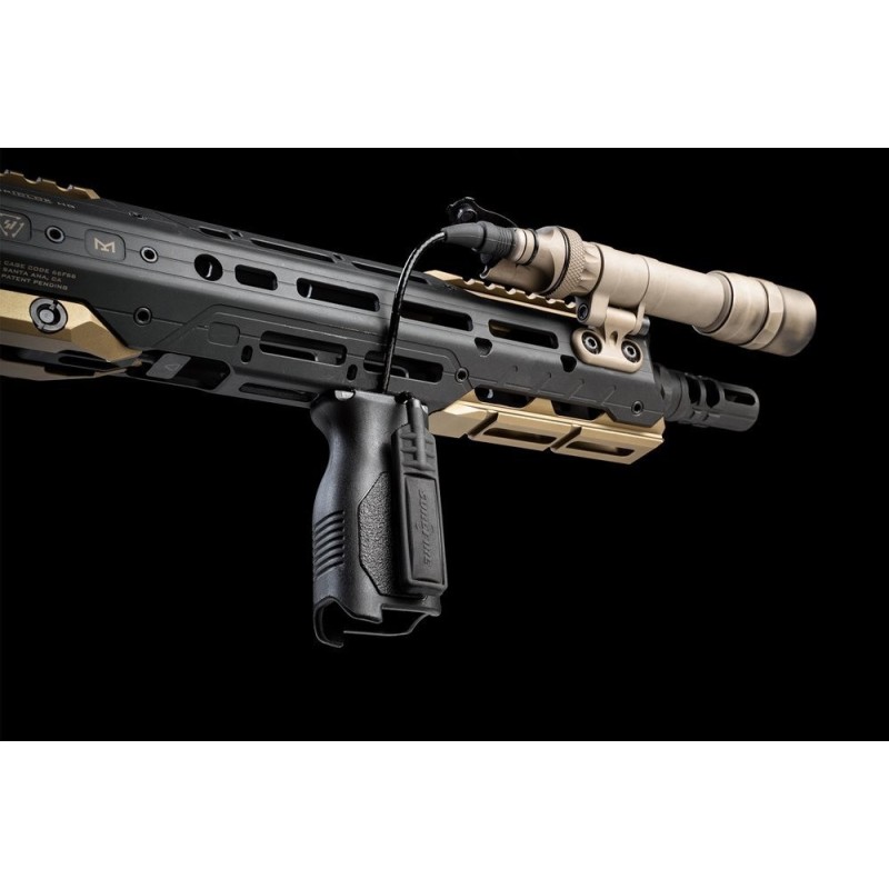 Impugnatura frontale ANGLED VERTICAL con passa cavi M-LOK - Strike Industries®