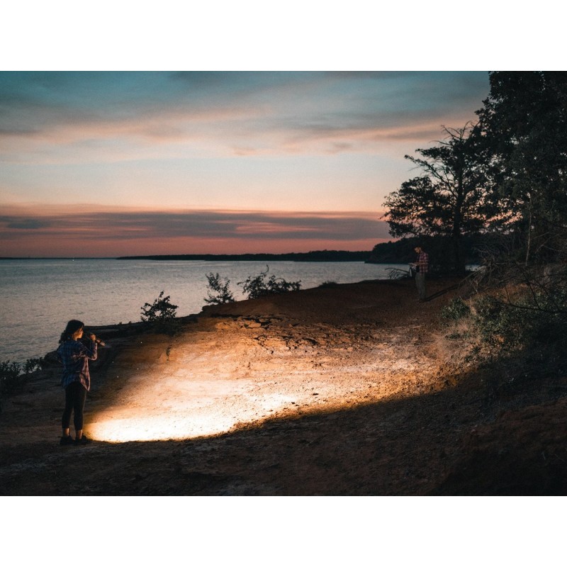 Torcia NEBO DAVINCI 8000 Lumens | Ricaricabile con Power Bank